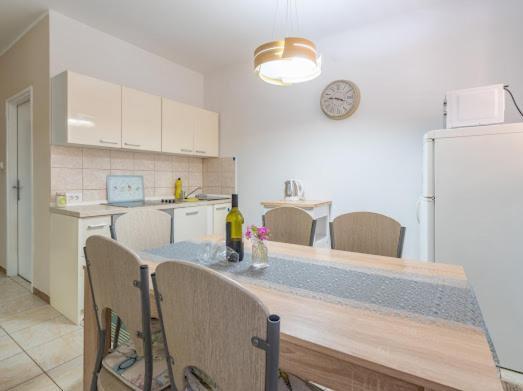 Lola 2 Apartment โรวีน ภายนอก รูปภาพ